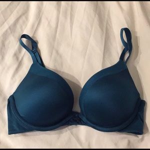 Victoria secret plunge bra